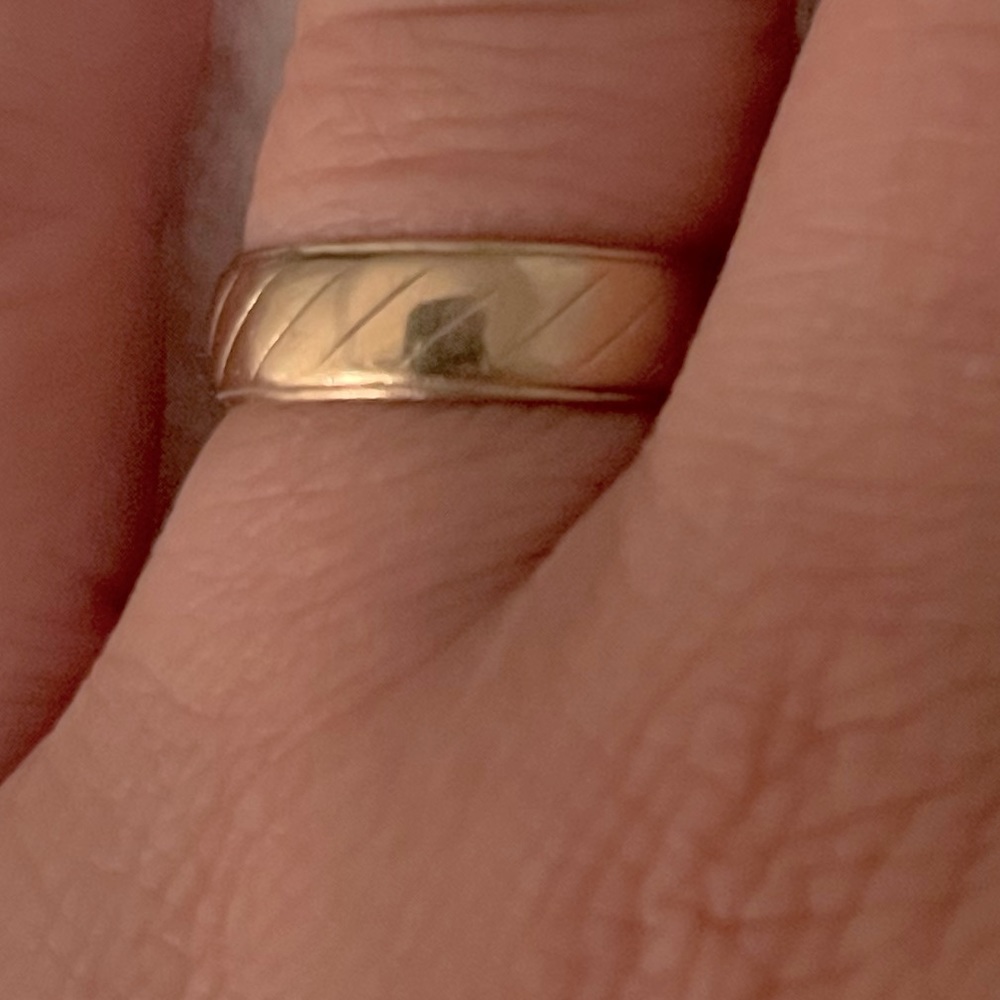 10KY Gold Band sz 7.5